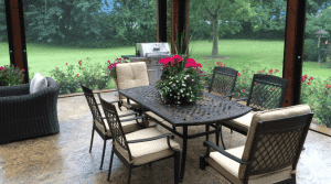 Patio dining space protected by Wizard retractable screen system